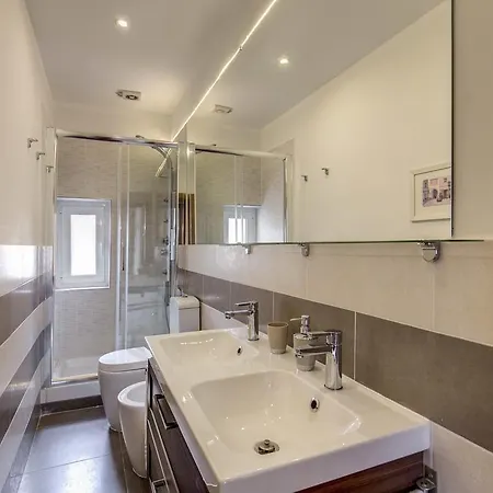 Cinque Terre Stairway Apartment